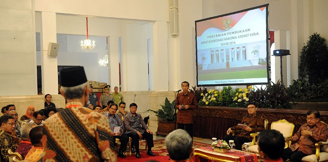 APBN Makin Berat karena Besarnya Subsidi BBM, kata Presiden Jokowi 